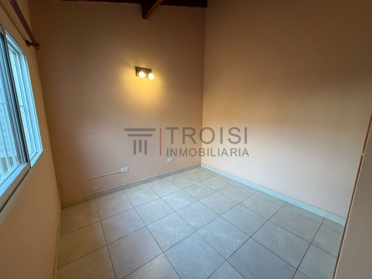 292 - Chalet de 3 ambientes - Calle 29 e/ 6 y 7