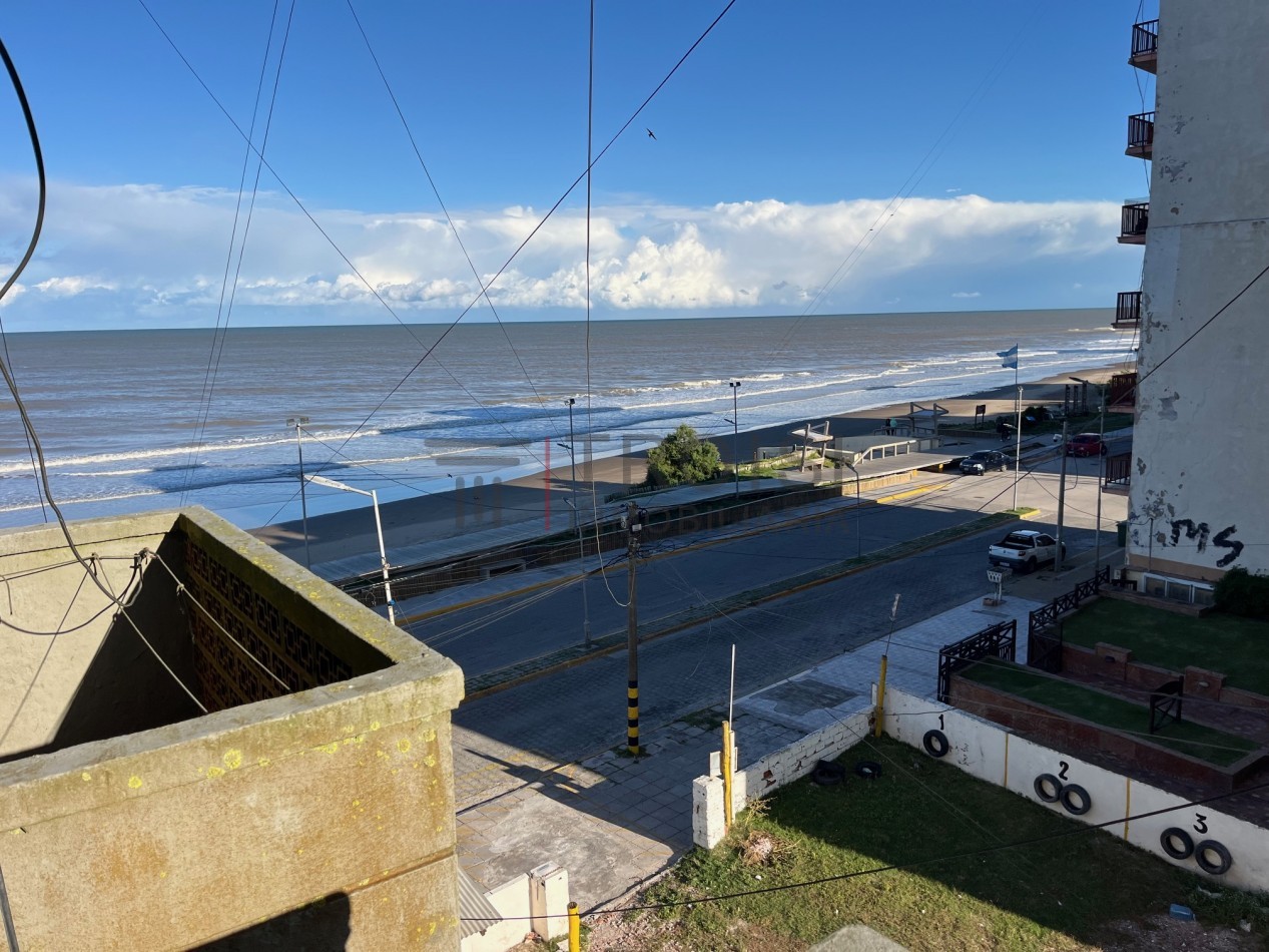 V40 - Depto. 3 ambientes Frente al Mar - Av. Costanera e/31 y 32