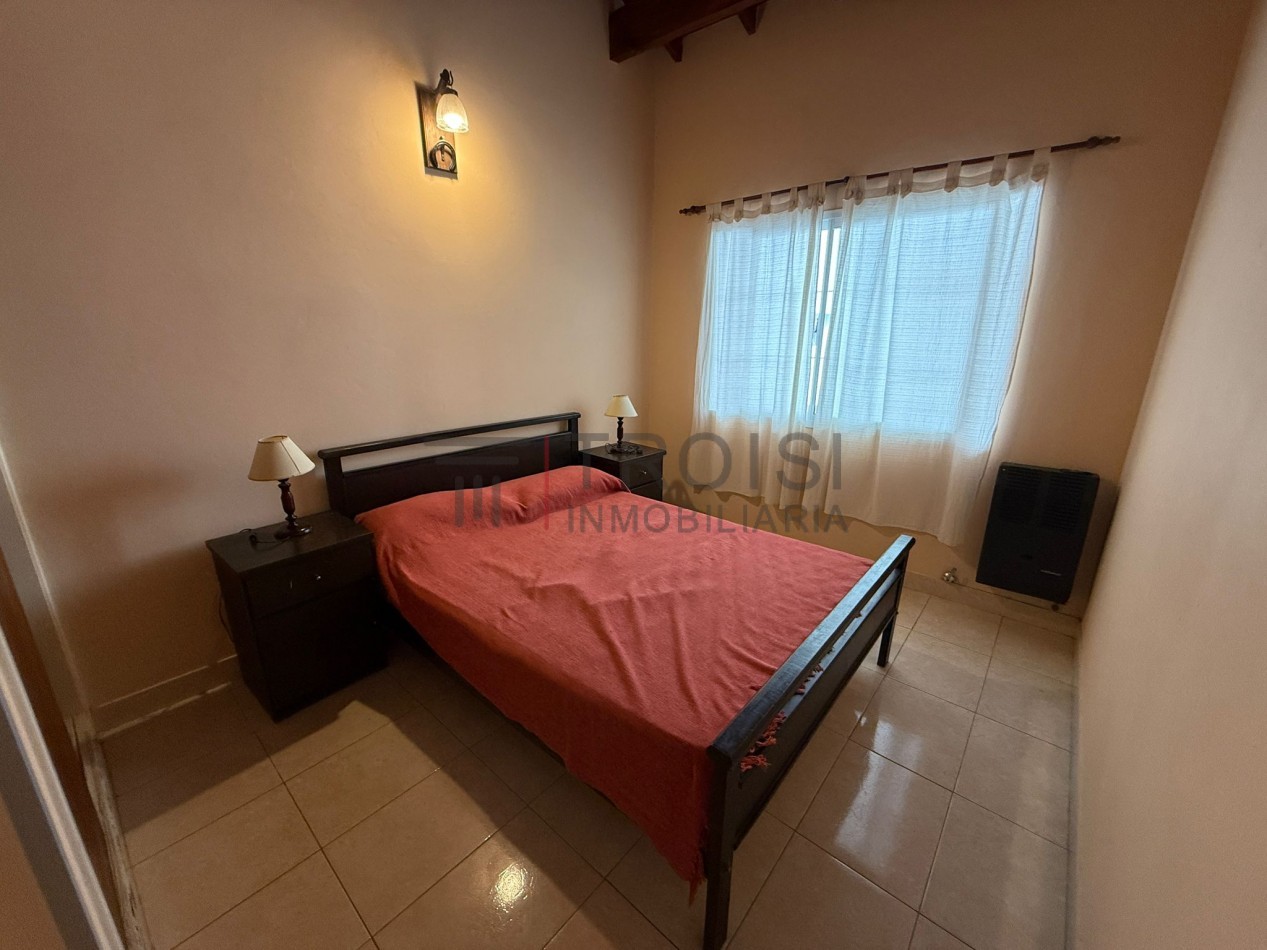 643 - Chalet de 3 ambientes - Calle 64 e/1 y 2