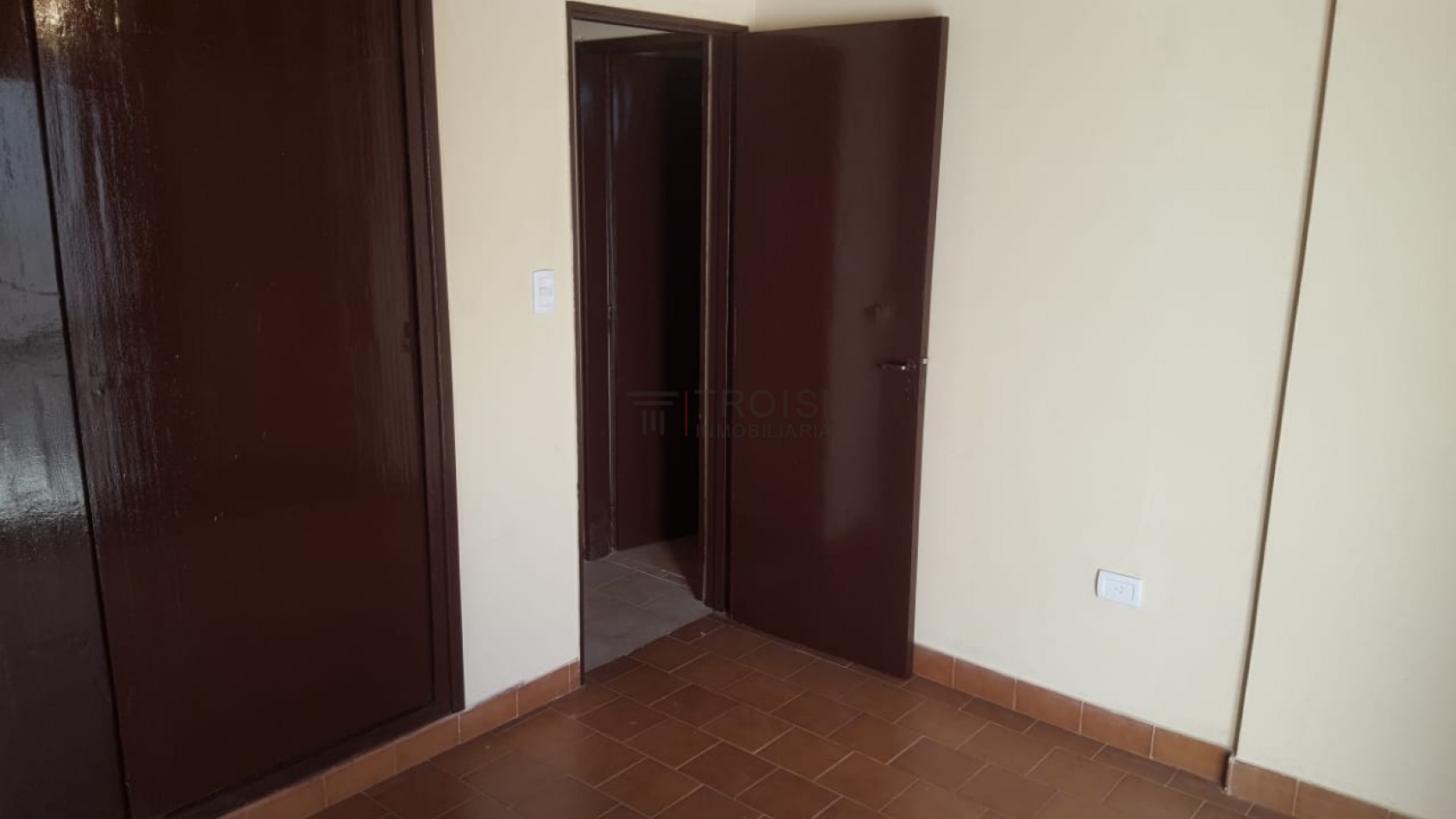V61A - Depto. 2 ambientes - Calle 3 e/39 y 40
