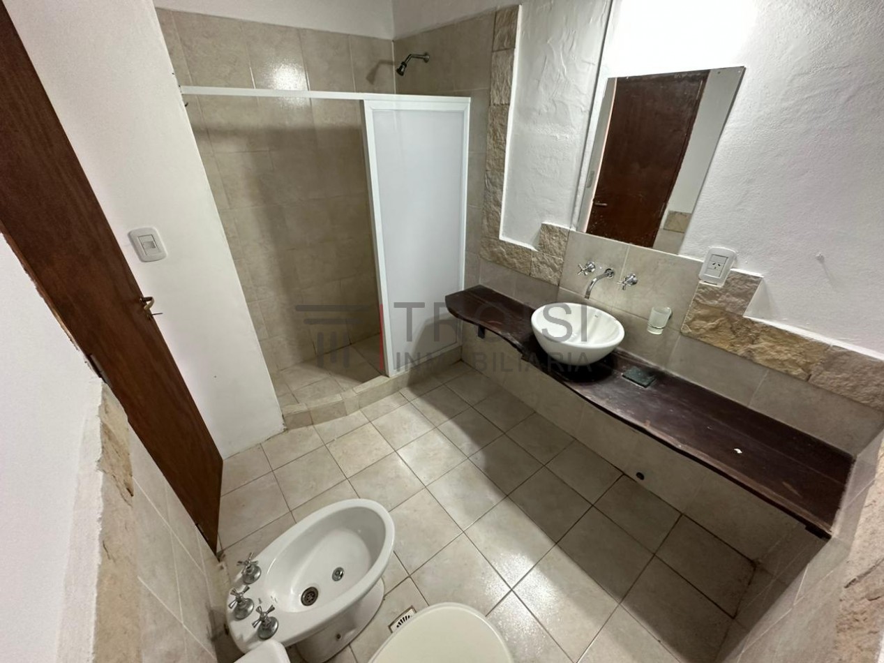 V83 - Hotel Av. Interbalnearia esq. 6, Costa del Este