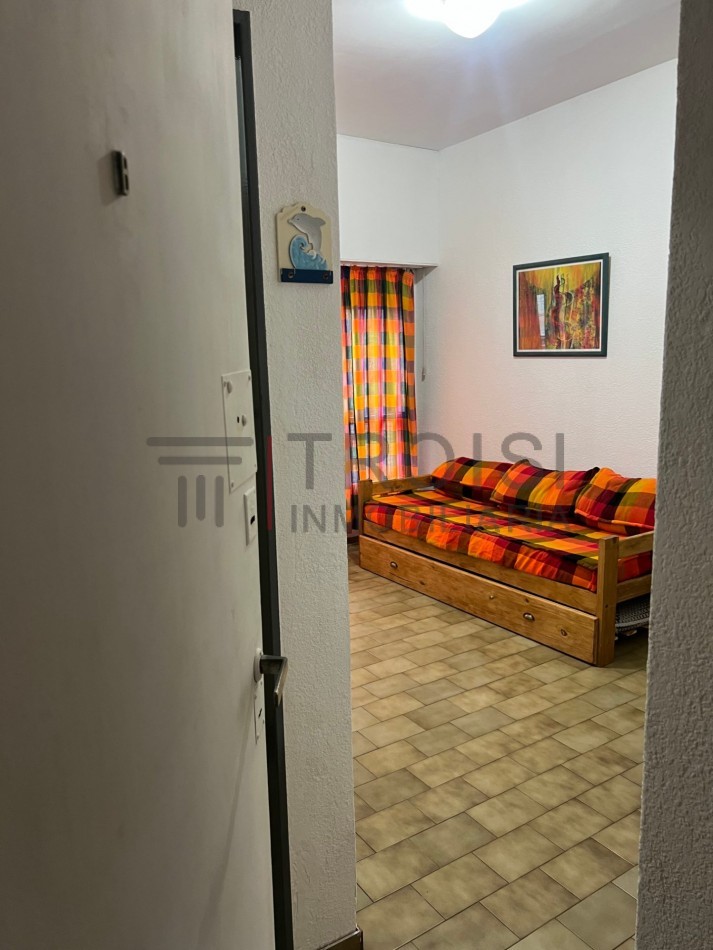 V17 - DEPARTAMENTO - 2 AMBIENTES - Calle 34 N°202 Esq. 2 - 2° piso