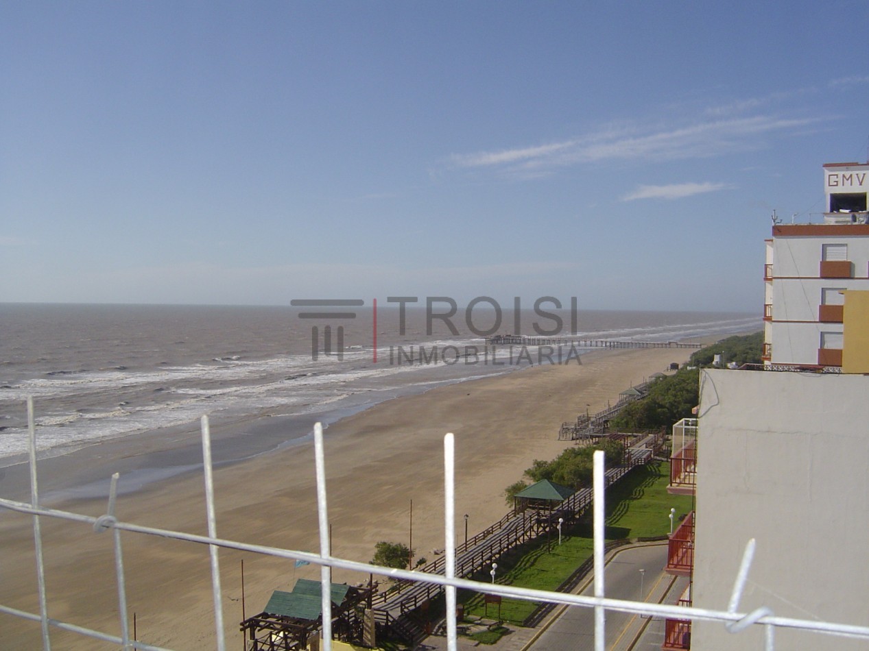 V20 - Depto. 2 ambientes - Costanera e/31 y 32