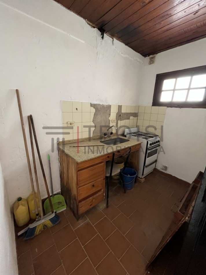 V61B - Depto. 2 ambientes tipo chalet - Calle 3 e/39 y 40