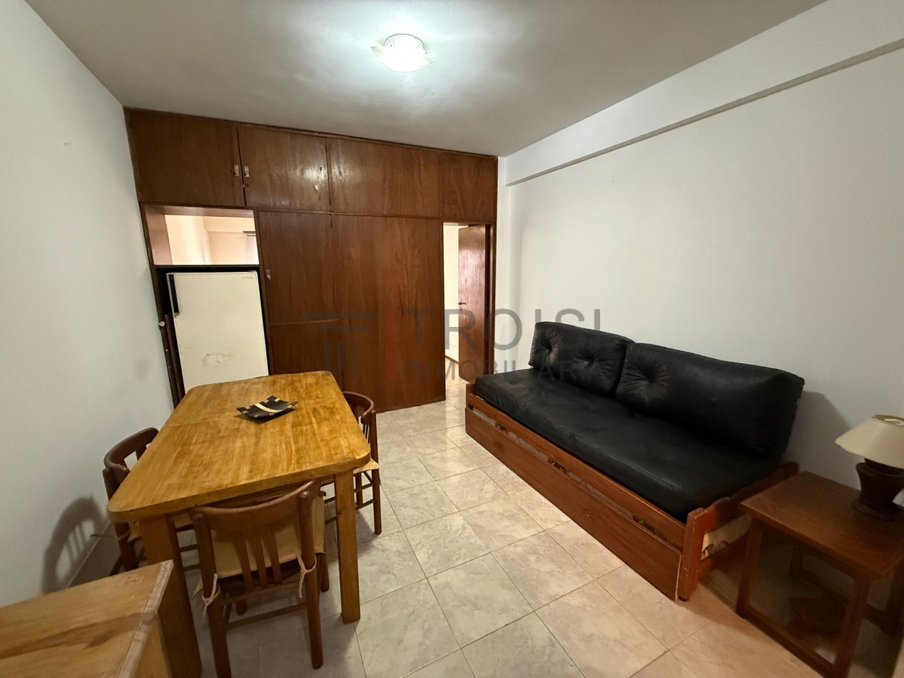 V28 - Depto. 1 ½ amb - Costanera esq. 34