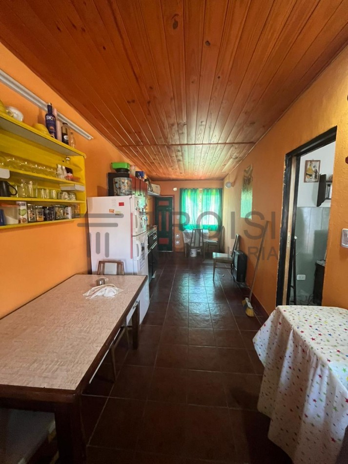 V24 - Chalet 4 ambientes - Calle 6 e/29 y 30