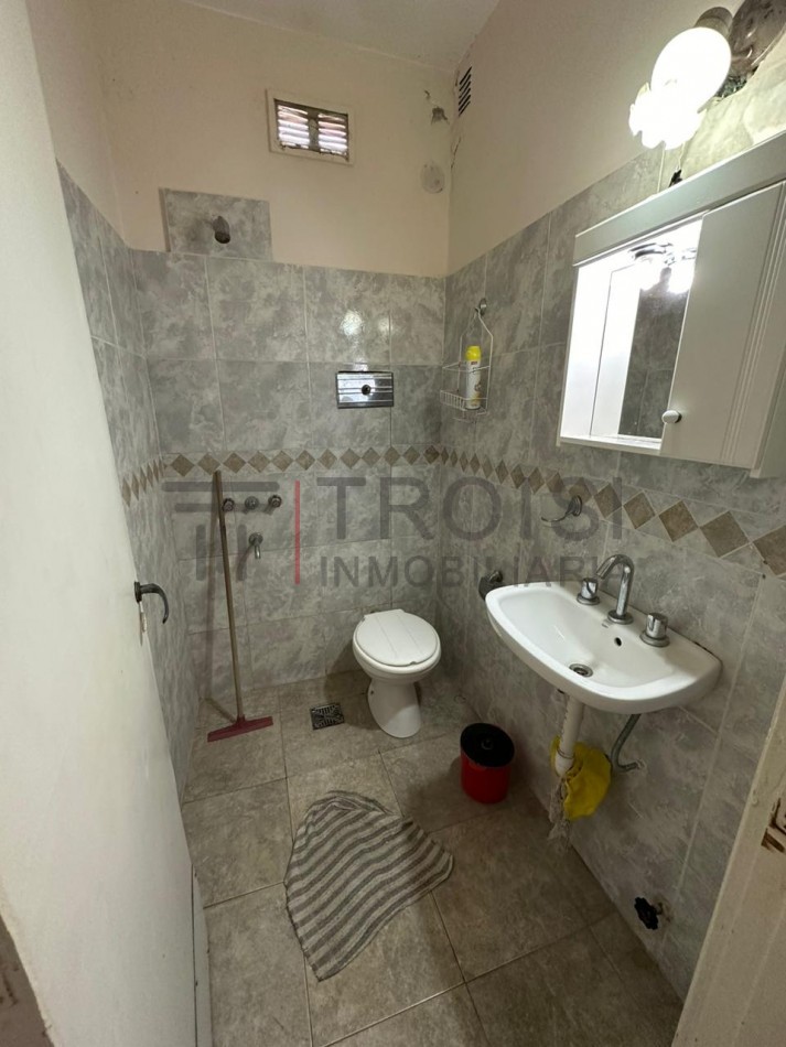 V8 - Depto. 2 ambientes - Calle 4 e/34 y 35