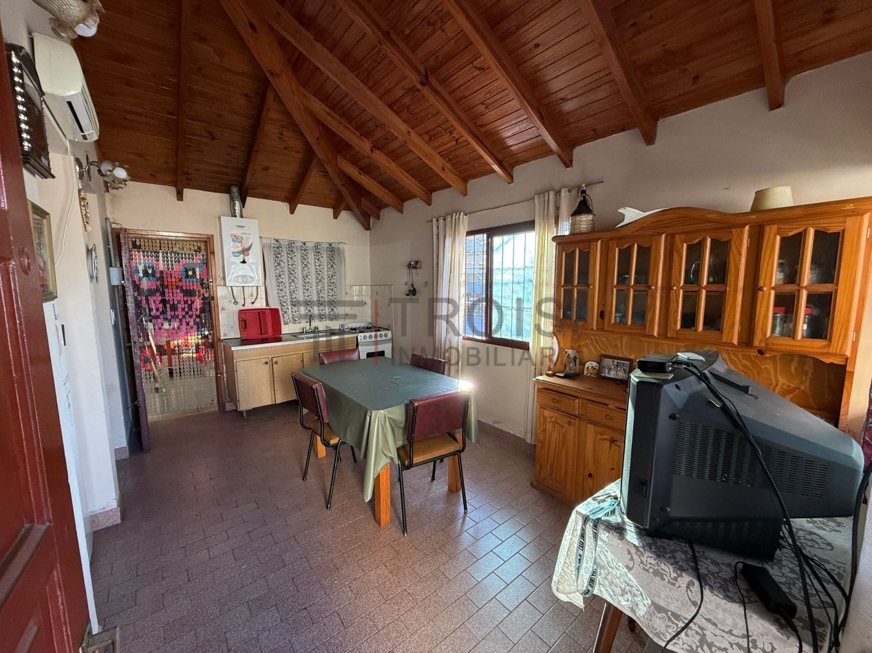 V22 - Chalet 3 ambientes - Calle 48 e/ 2 y 3