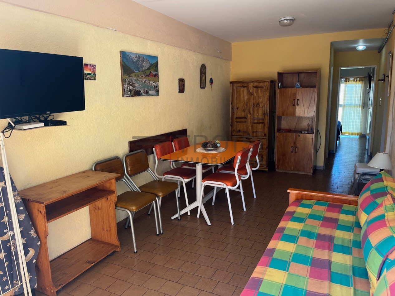 V15 - Depto. 2 ambientes - Calle 43 e/2 y 3