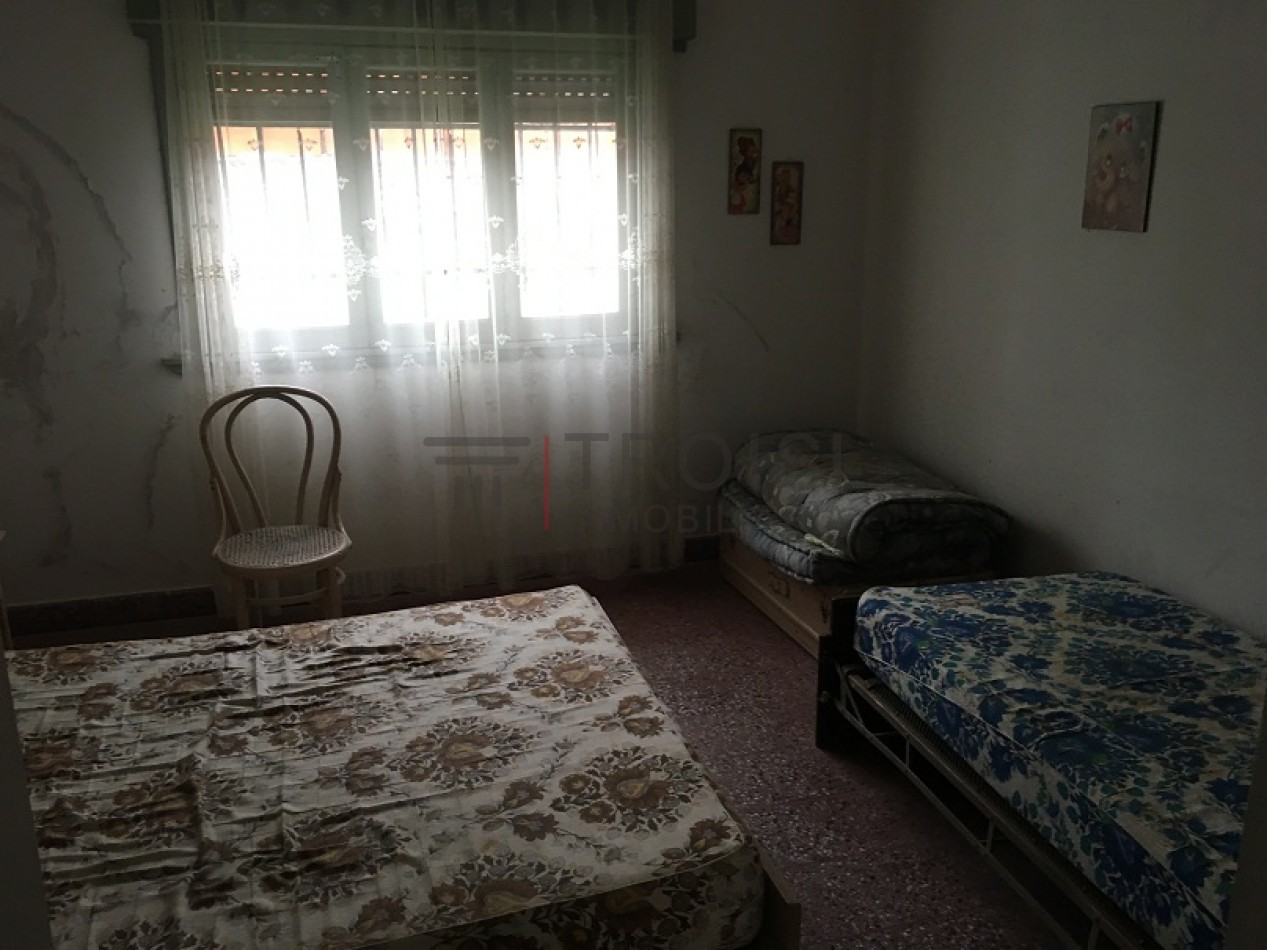 V44 - 2 Chalets de 2 ambientes - Calle 28 e/5 y 6