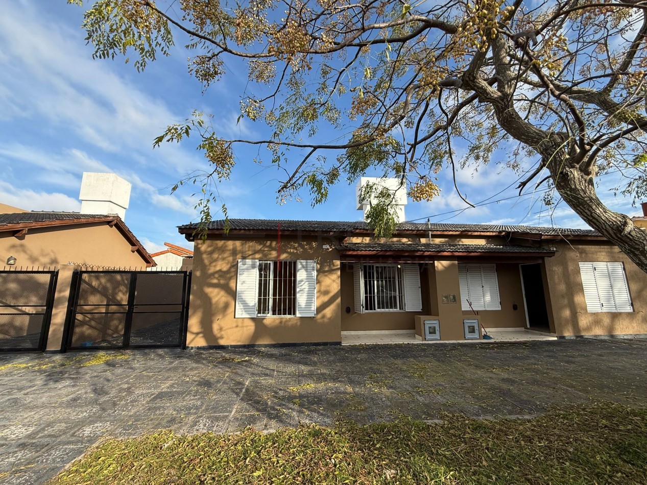 292 - Chalet de 3 ambientes - Calle 29 e/ 6 y 7