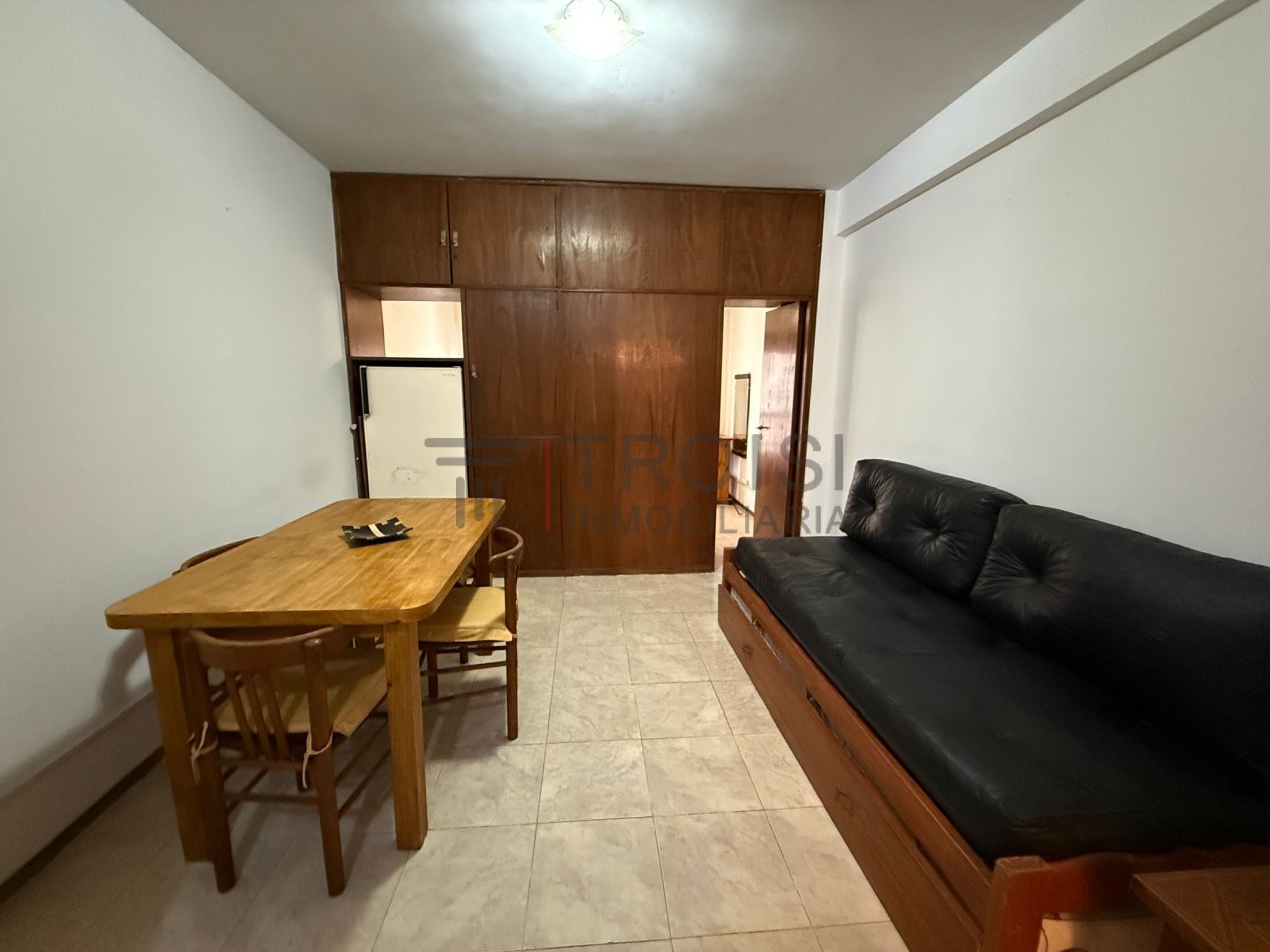V28 - Depto. 1 ½ amb - Costanera esq. 34