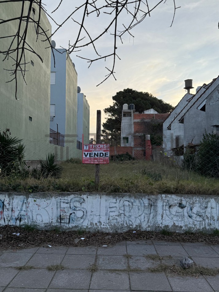 L11 - Lote Calle 4 e/ 44 y 45 - Santa Teresita