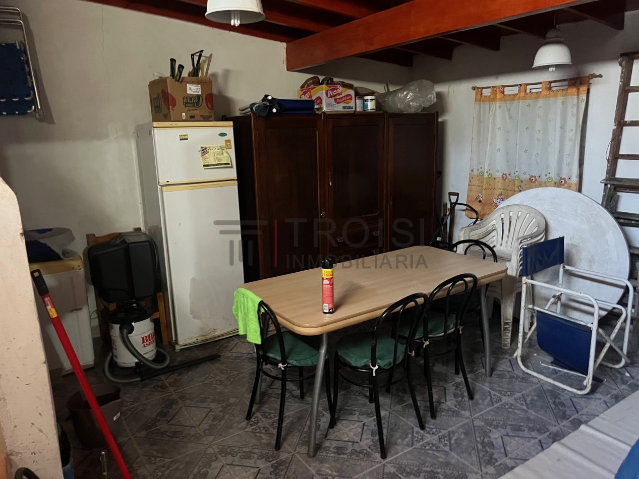 V5 - Chalet 4 ambientes - Calle 6 e/47 y 48