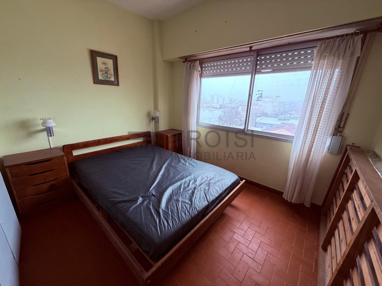 V76 - Depto. 2 ambientes - Calle 2 e/37 y 38