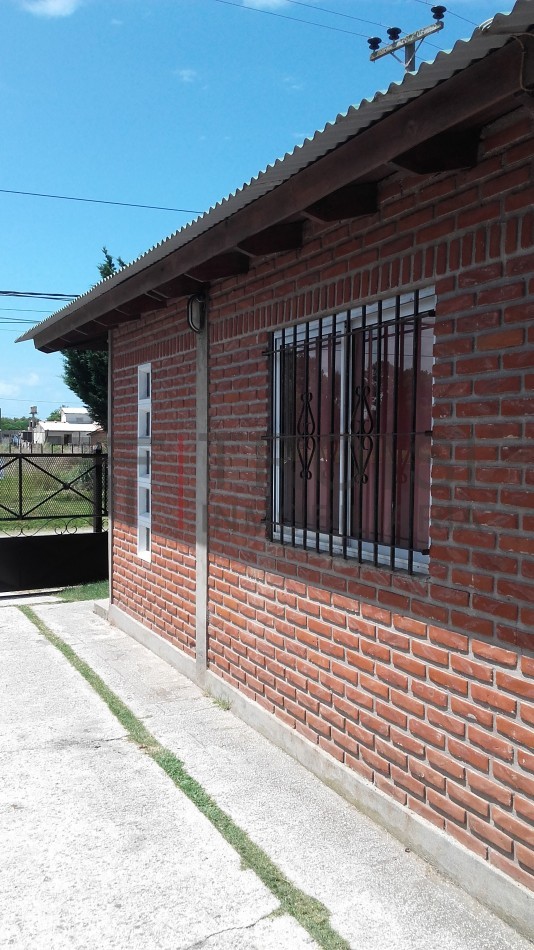 V16 - 4 Chalets de 3 ambientes - Calle 7, Costa Chica
