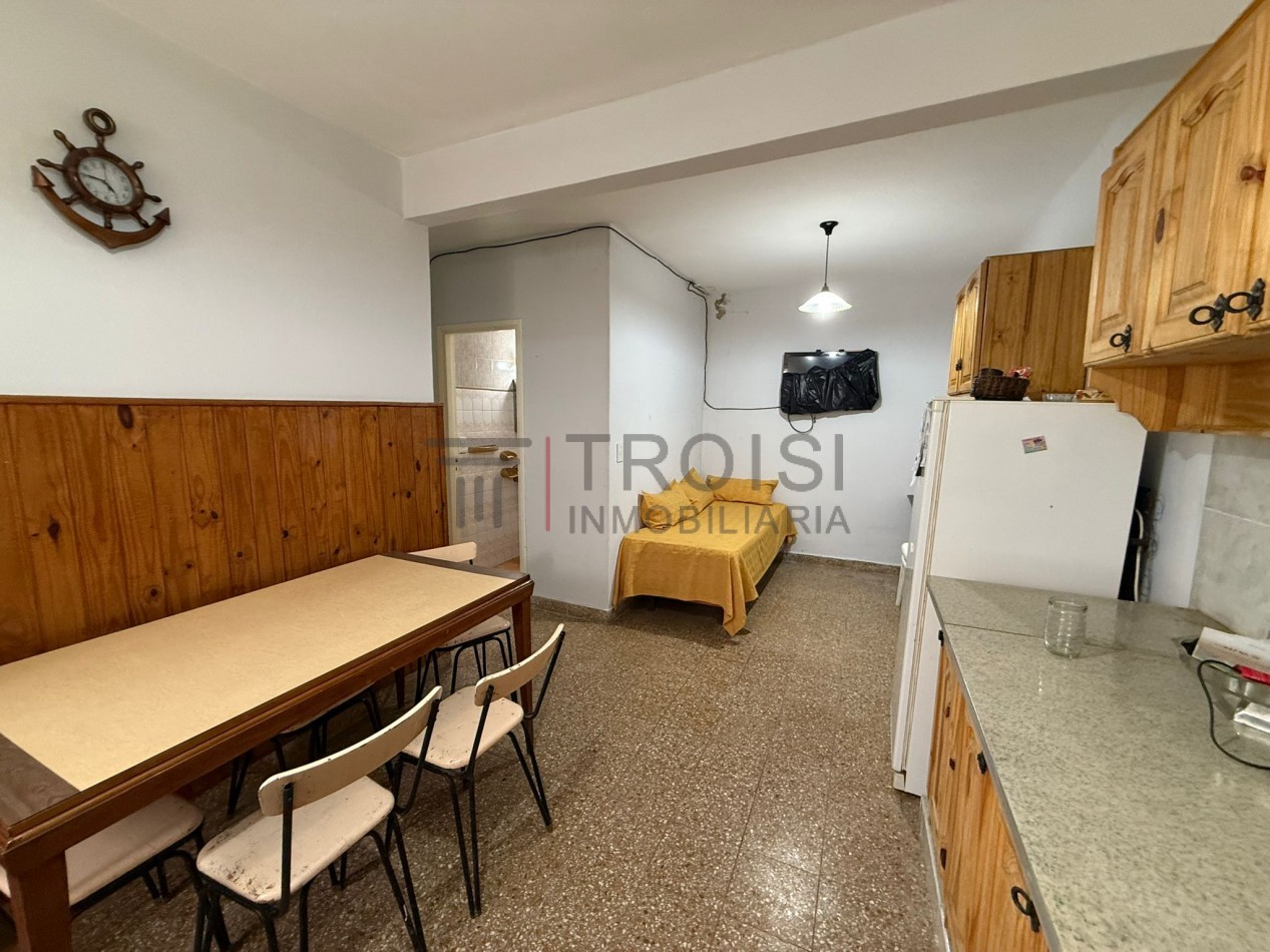 V64 - Depto. 3 ambientes - Calle 33 e/5 y 6