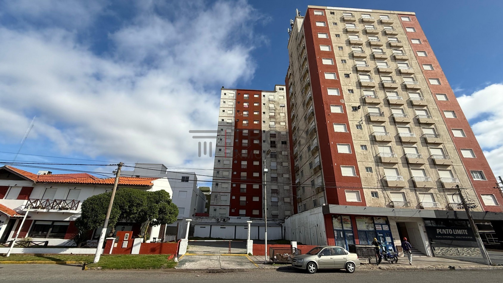 V66 - Departamento 2 ambientes - Calle 2 esq. 34
