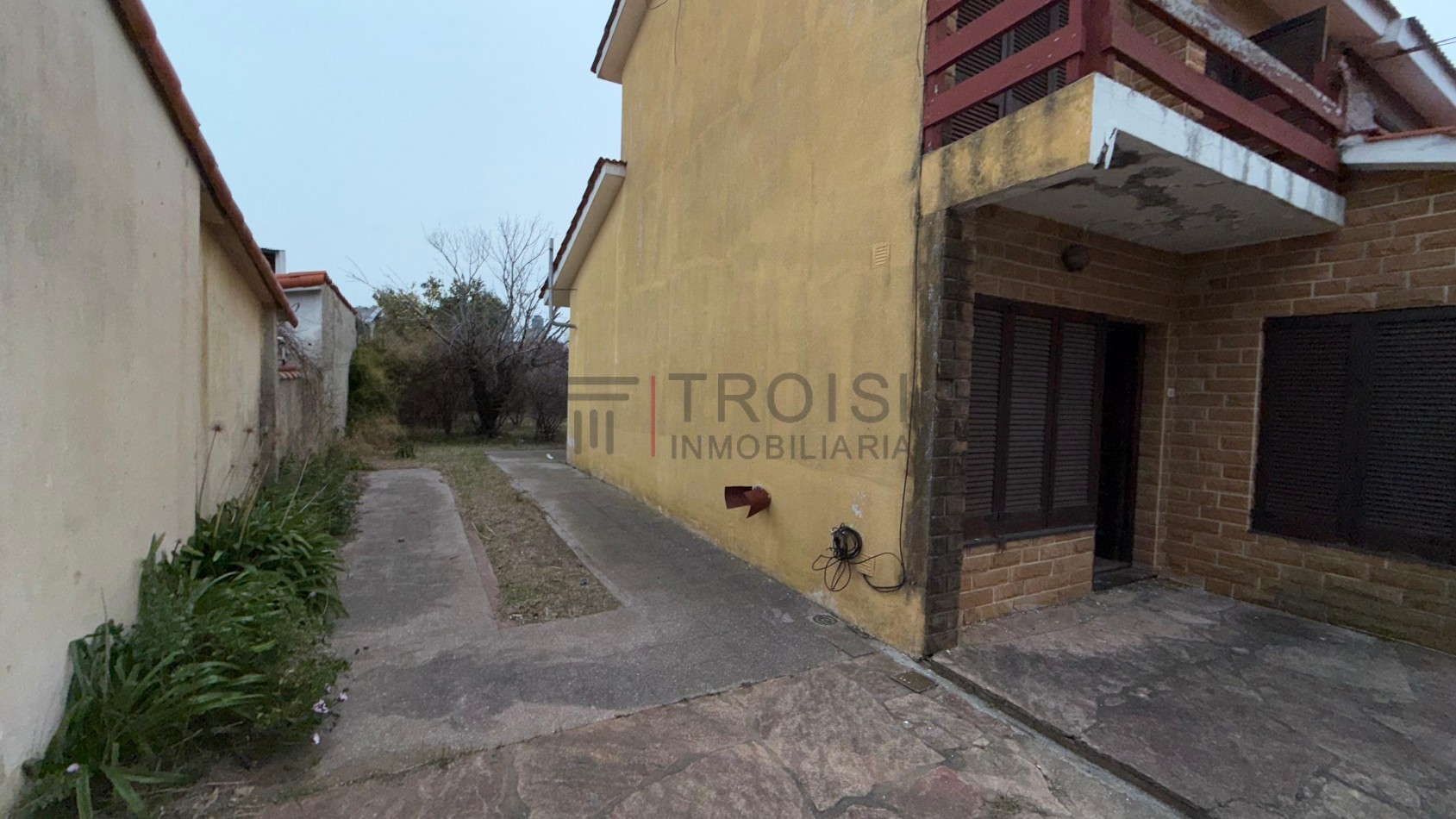 V65 - Chalet 4 ambientes - Calle 29 e/6 y 7