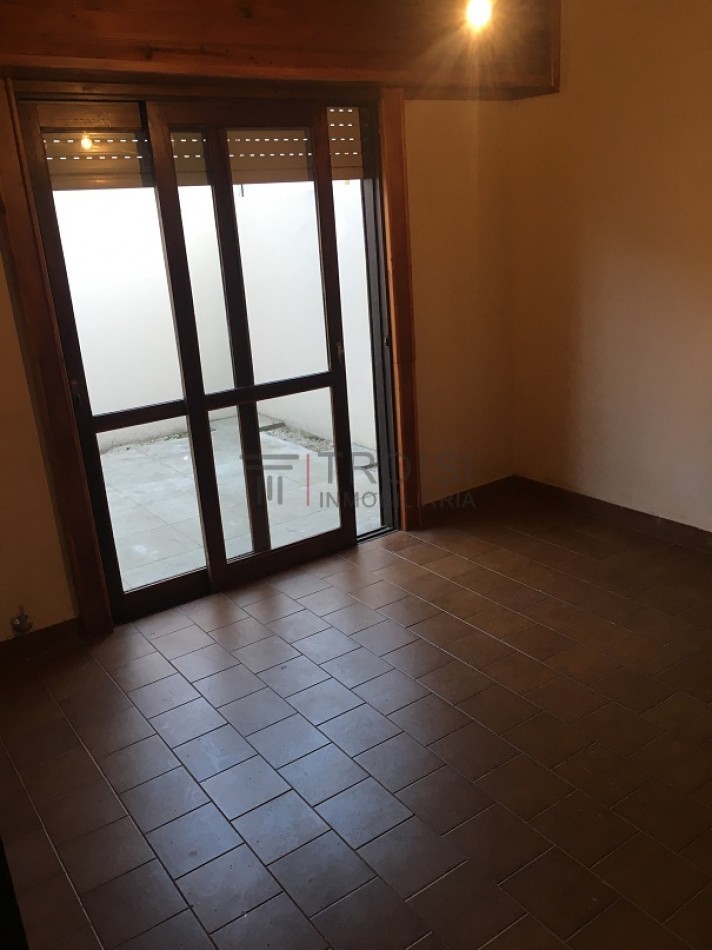 V61A - Depto. 2 ambientes - Calle 3 e/39 y 40