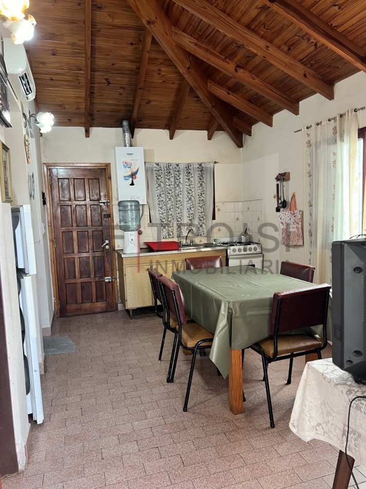 V22 - Chalet 3 ambientes - Calle 48 e/ 2 y 3