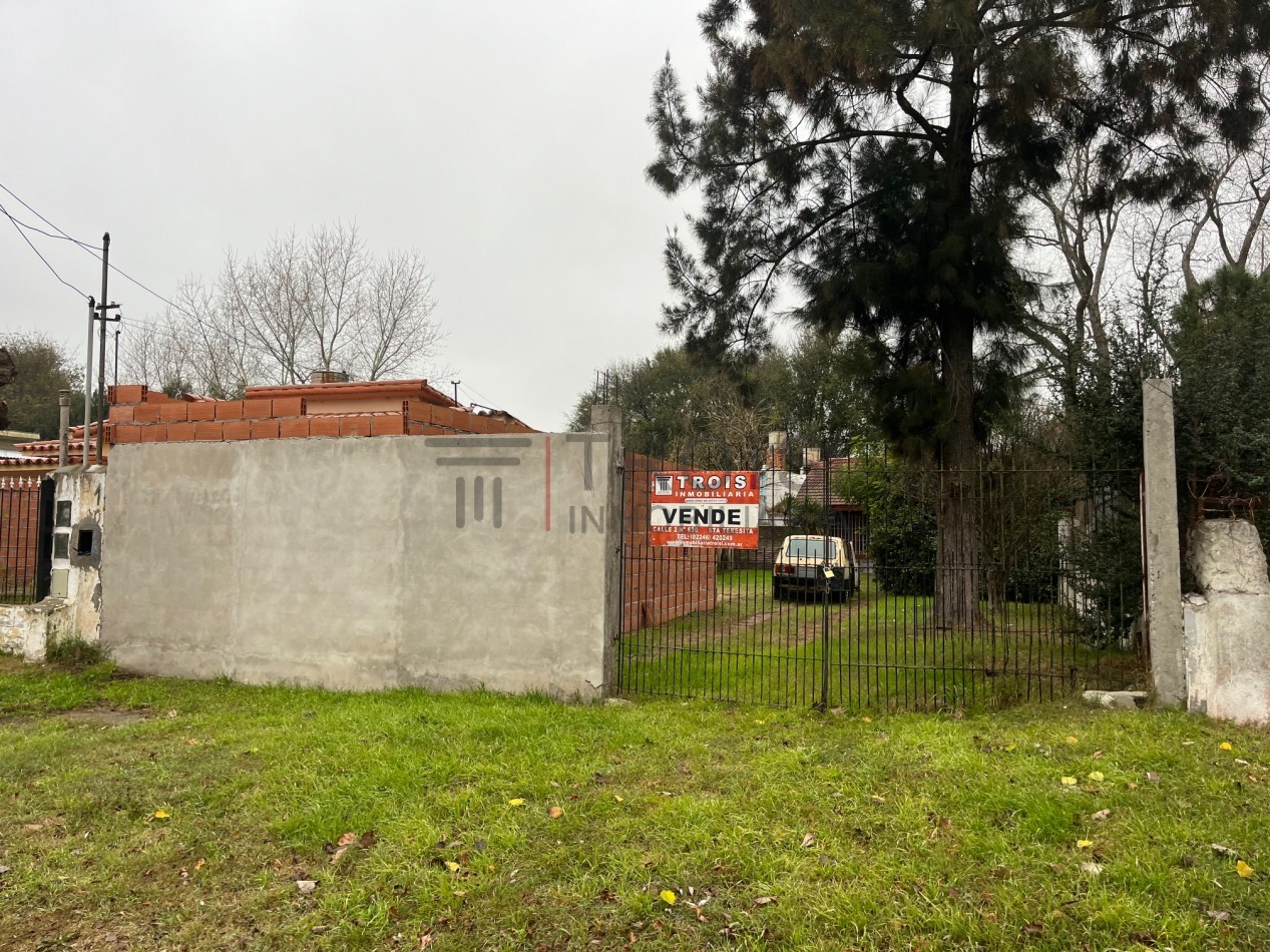 V34 - Chalet 4 ambientes - Calle 13 e/37 y 38