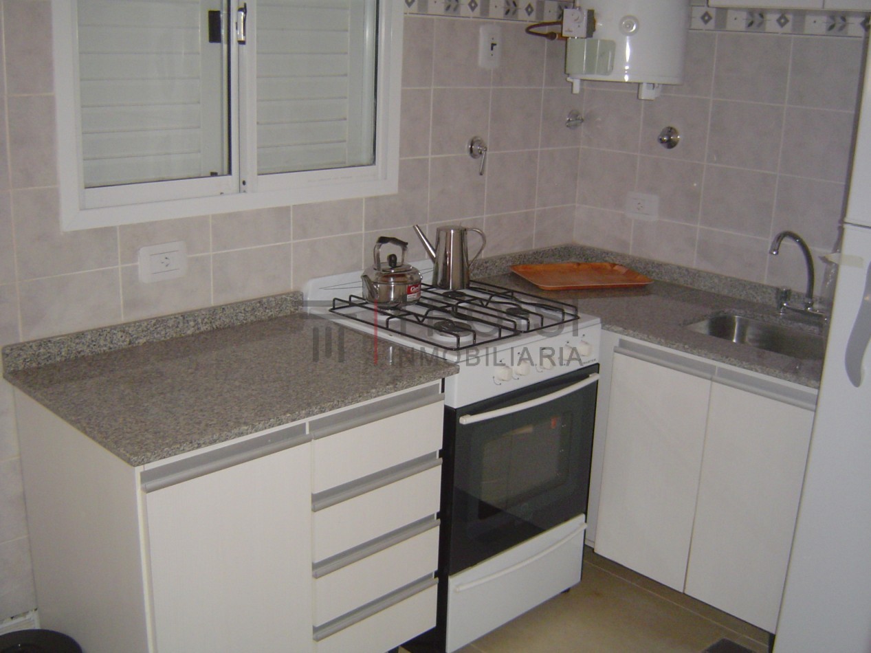 643 - Chalet de 3 ambientes - Calle 64 e/1 y 2