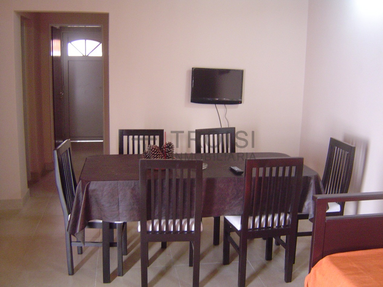 643 - Chalet de 3 ambientes - Calle 64 e/1 y 2