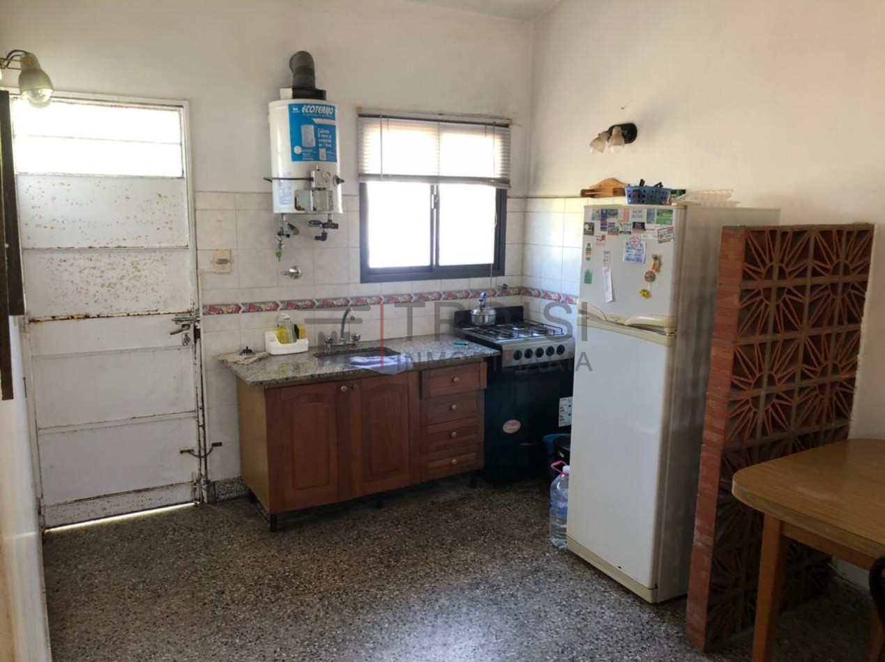 V42 - Chalet 3 ambientes - Calle 35 e/ 7 y 8