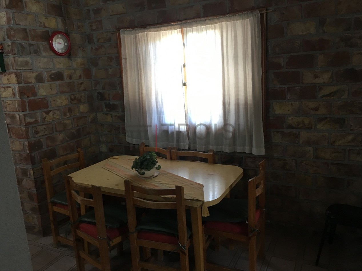 V32 - Chalet 3 ambientes - Calle 5 e/42 y 43