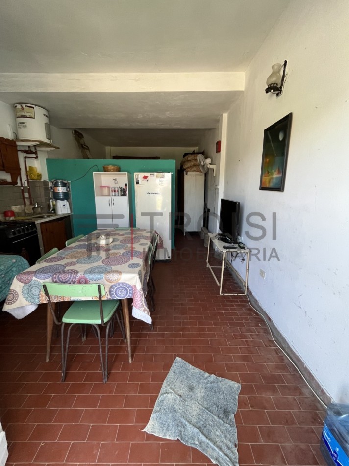 V75 - Casa 2 ambientes - Calle 48 e/11 y 12