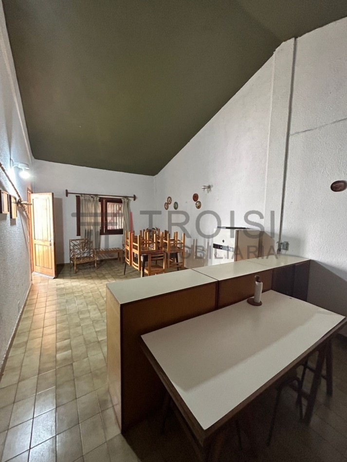 V21 - Chalet 3 ambientes + Depto. 2 ambientes - Calle 7 e/52 y 53