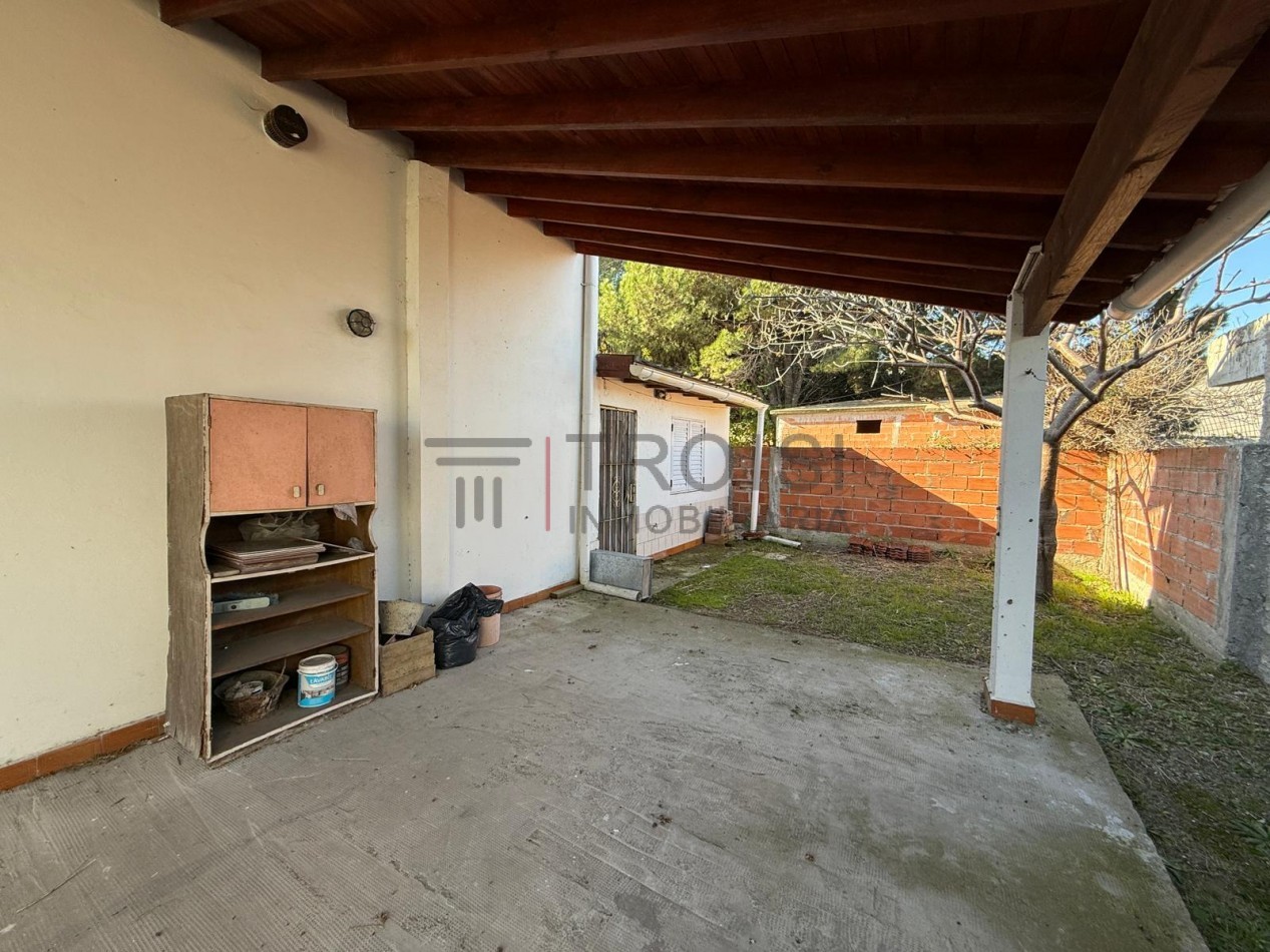 V5 - Chalet 4 ambientes - Calle 6 e/47 y 48