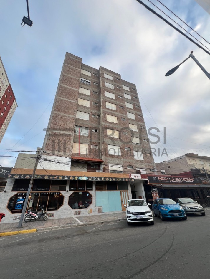 V17 - DEPARTAMENTO - 2 AMBIENTES - Calle 34 N°202 Esq. 2 - 2° piso