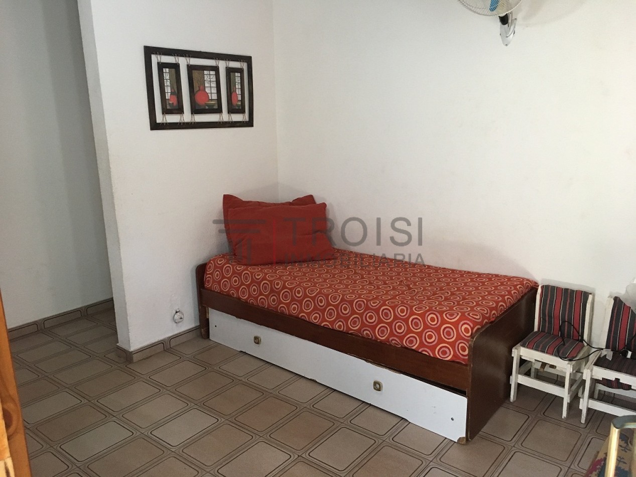 V32 - Chalet 3 ambientes - Calle 5 e/42 y 43