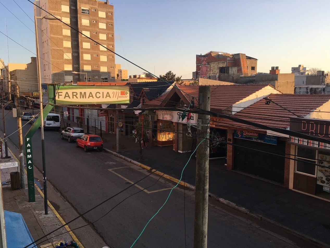 V25 - Depto. 2 ambientes - Calle Costanera e/ 33 y 34