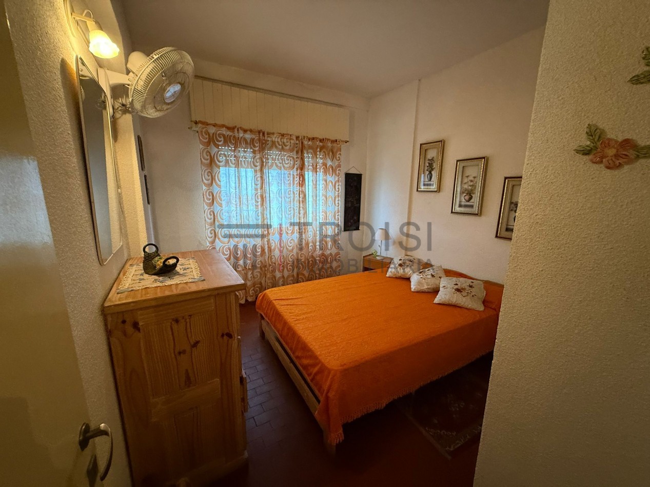 V52 - Depto. 2 ambientes - Calle 33 e/2 y 3