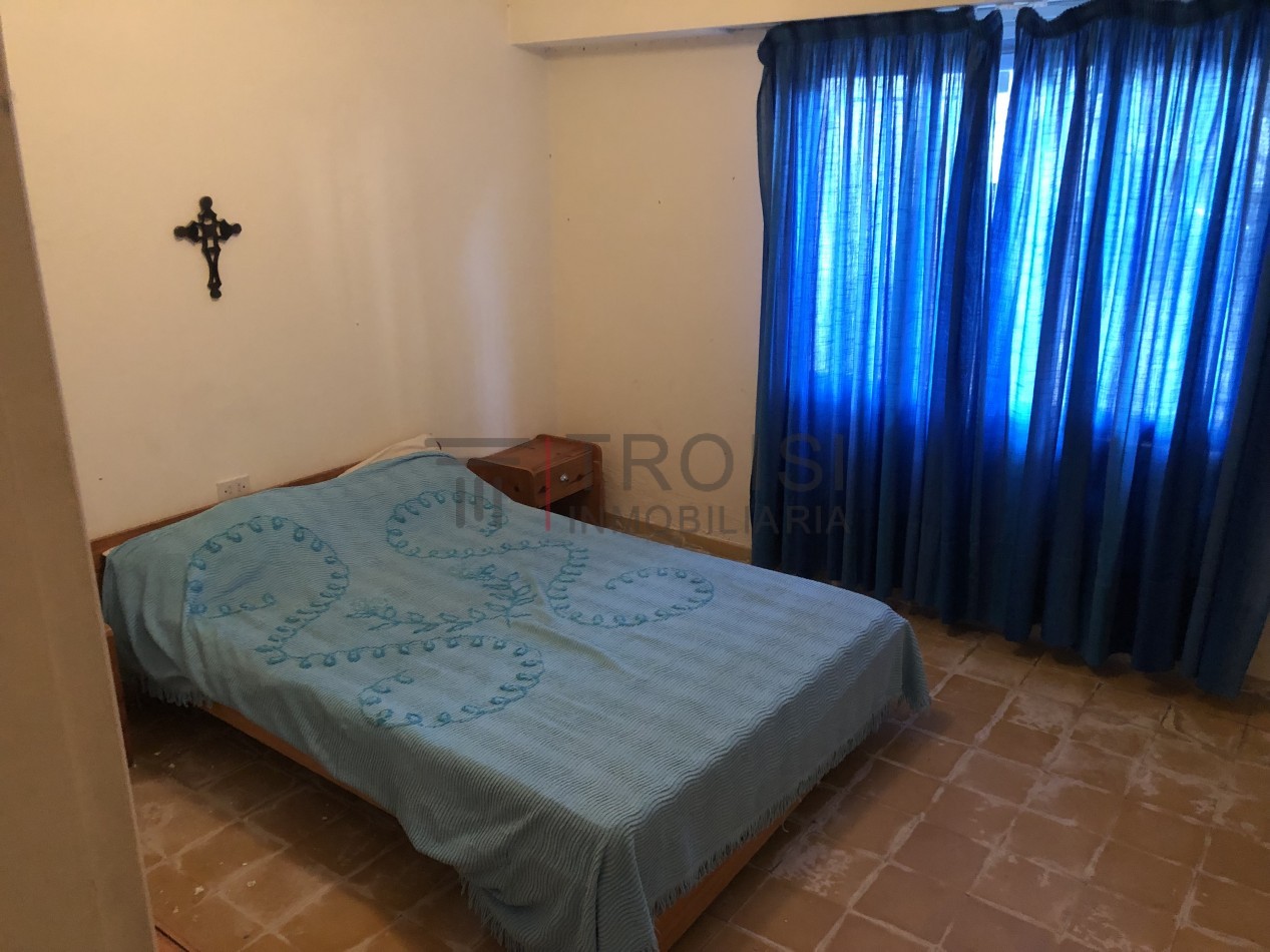 V73 - Chalet 4 ambientes - Calle 3 e/33 y 34