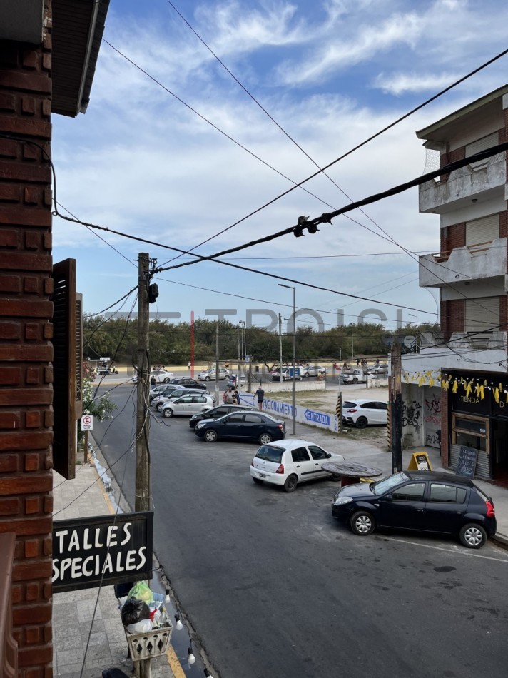 62 - Depto. 3 ambientes - Calle 36 e/Costanera y 2 