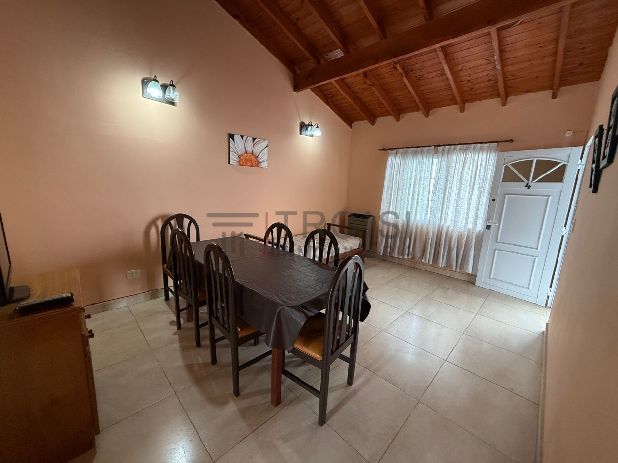644 - Chalet de 3 ambientes - Calle 64 e/1 y 2
