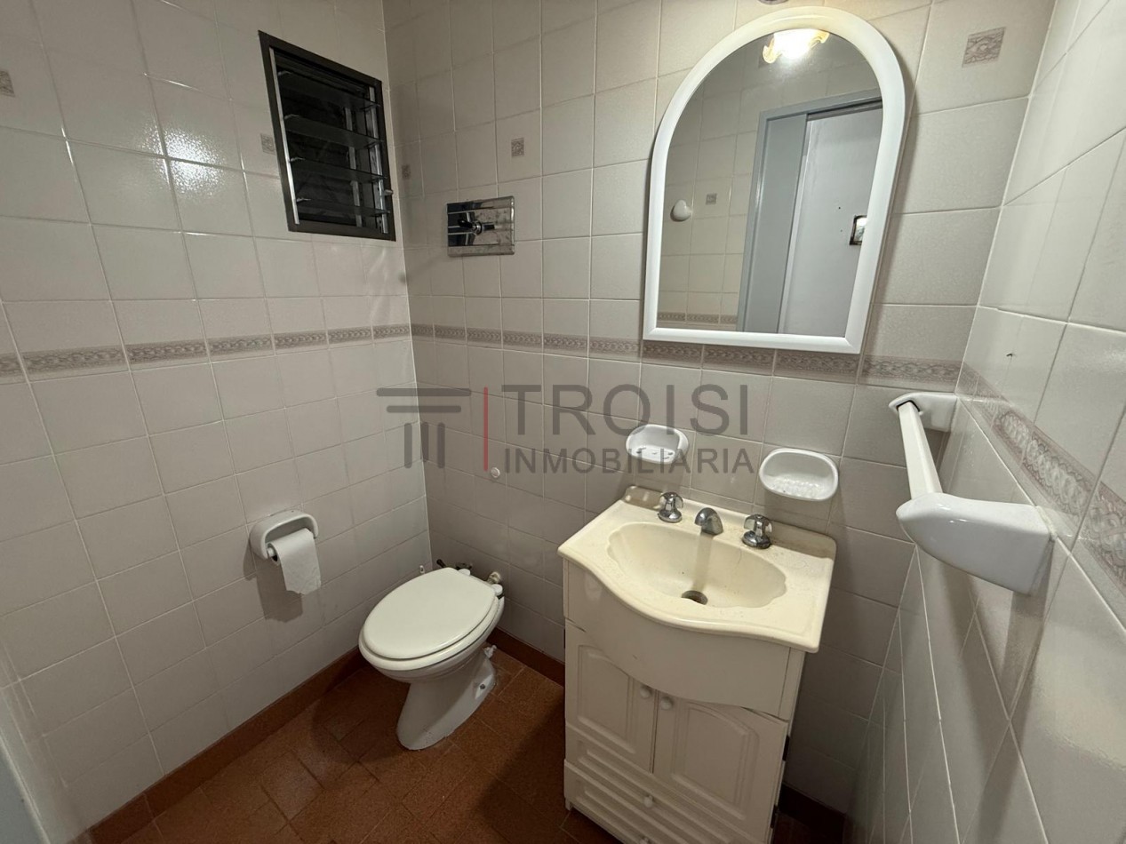 V2 - Chalet 3 ambientes - Calle 39 e/5 y 6
