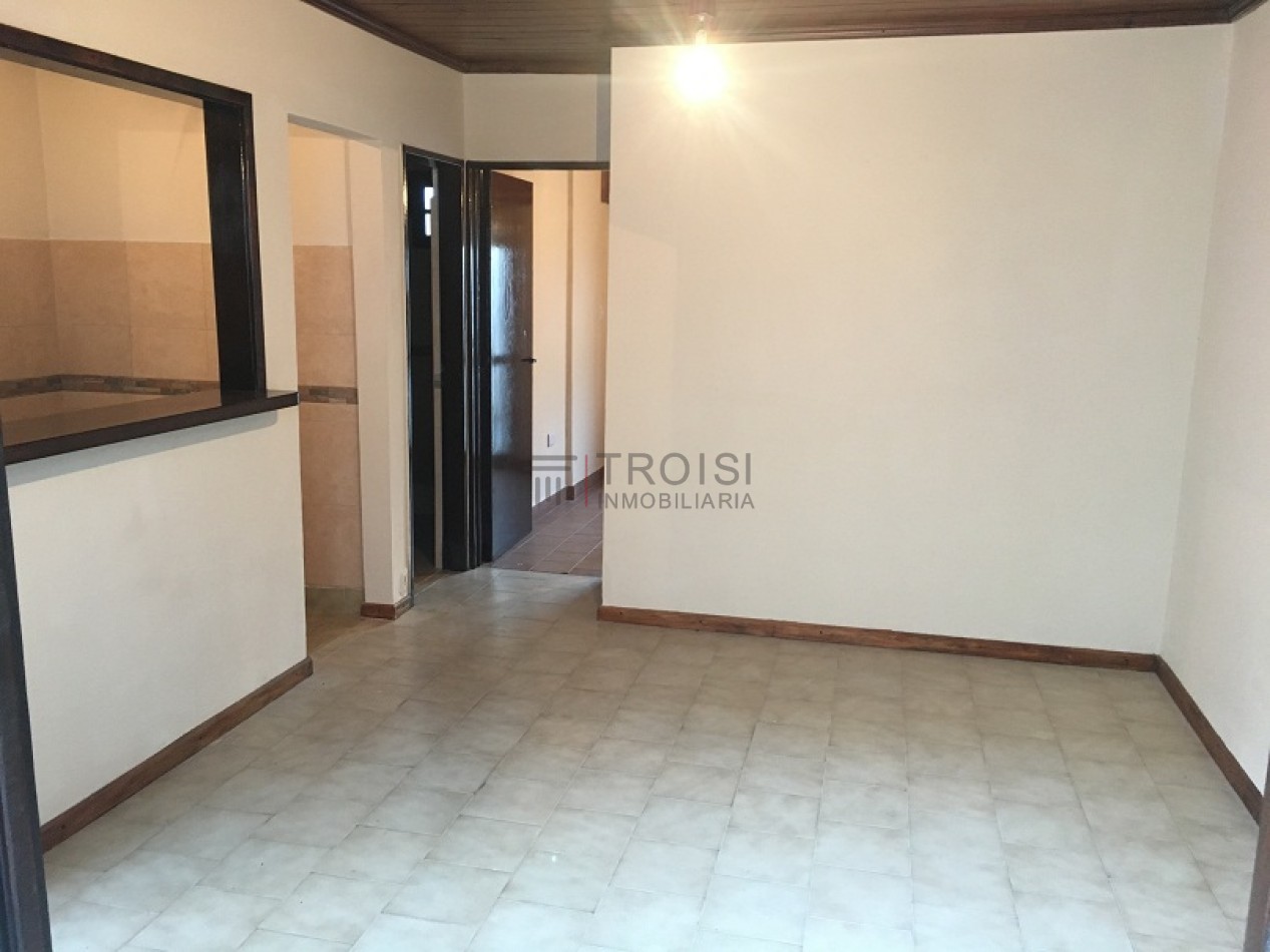 V61A - Depto. 2 ambientes - Calle 3 e/39 y 40