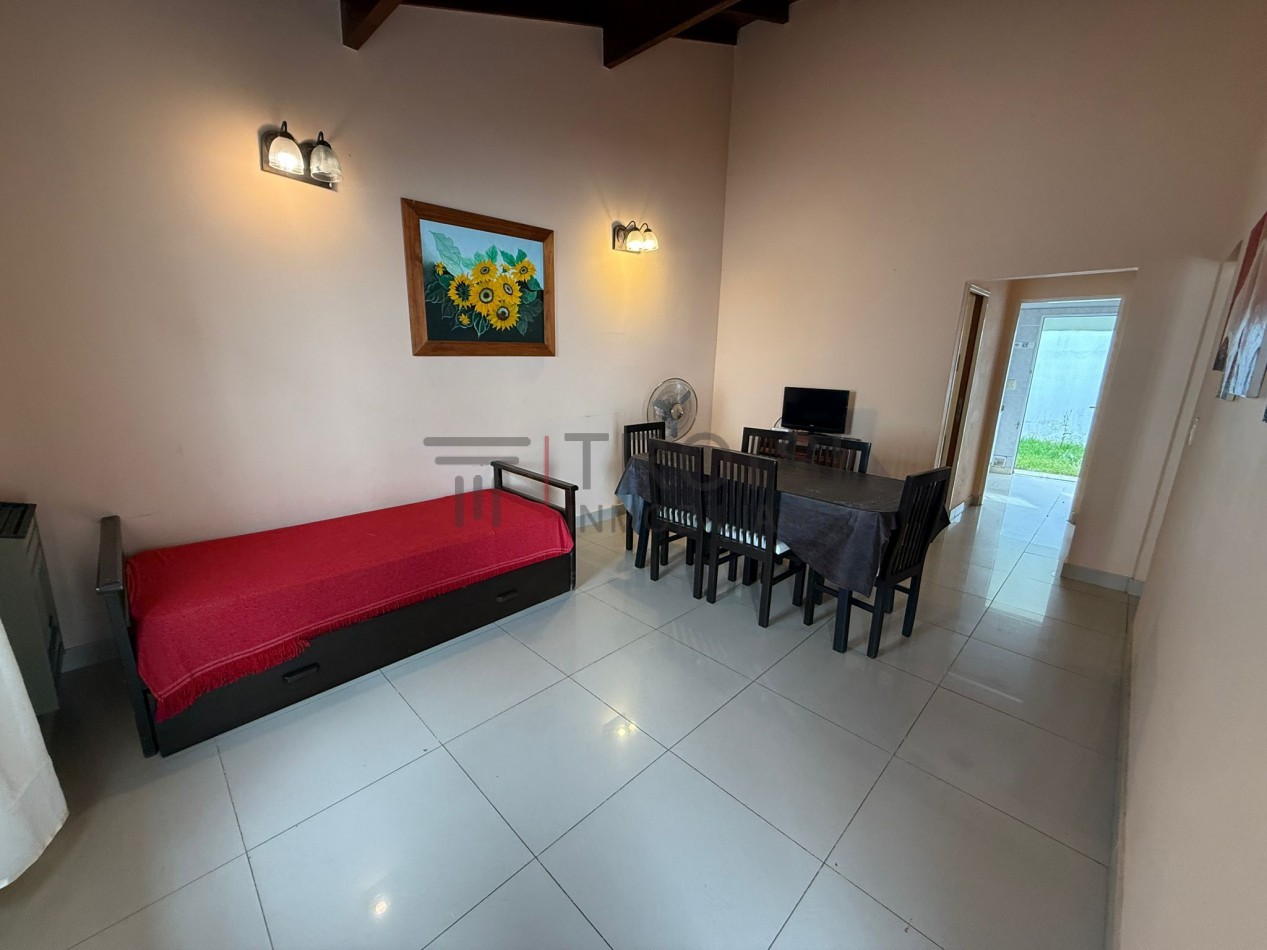 643 - Chalet de 3 ambientes - Calle 64 e/1 y 2