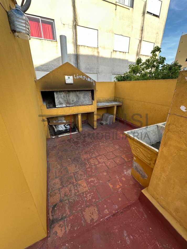 V59A - Depto. 2 ambientes - Calle 36 e/2 y 3 