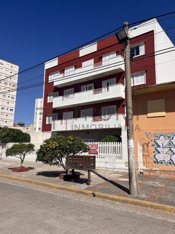 V27 - Depto. 3 ambientes Vista al Mar - Av. Costanera e/33 y 34