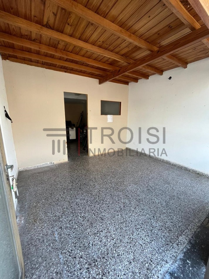V61C - Local  - Calle 3 e/ 39 y 40