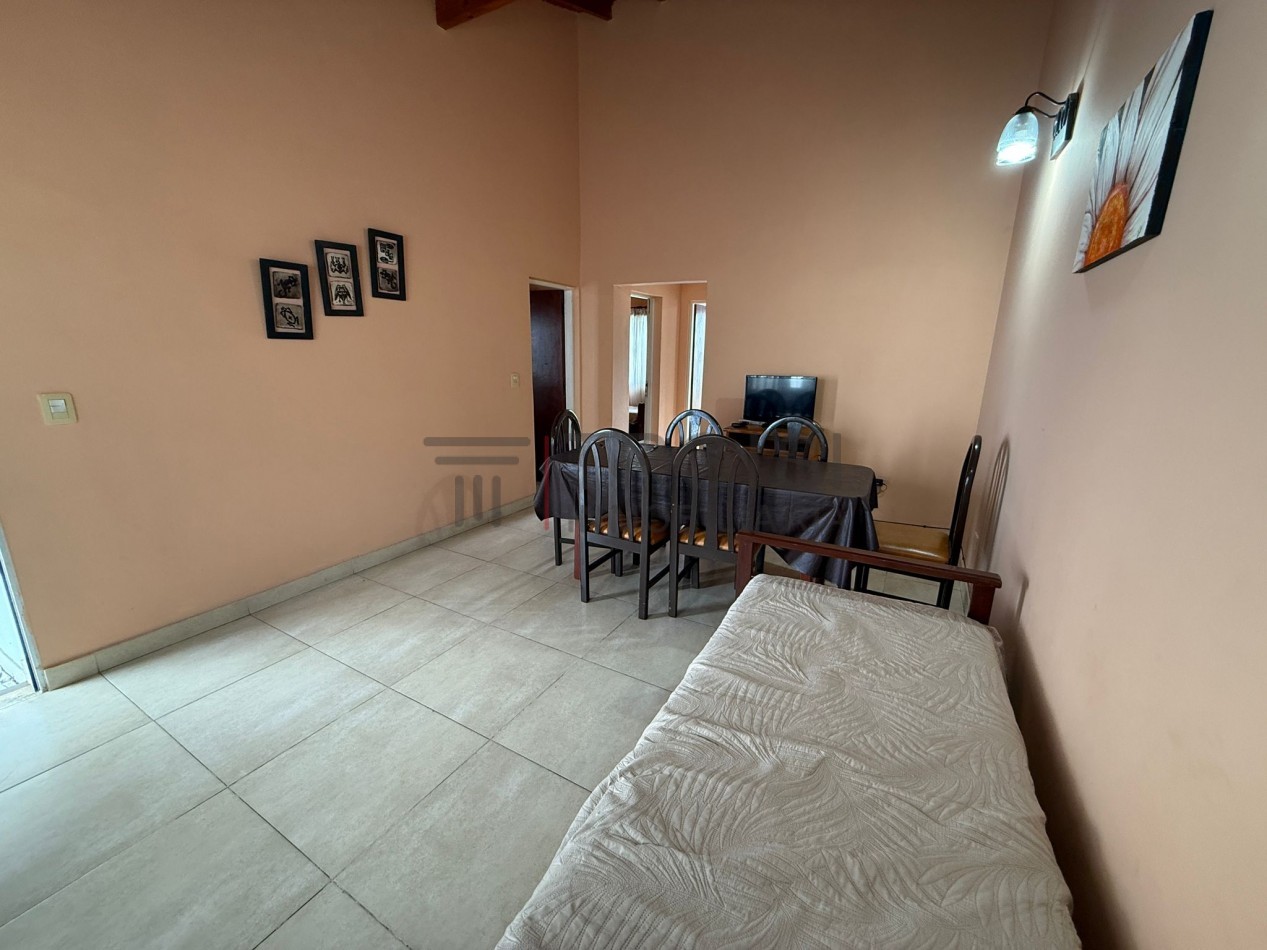 644 - Chalet de 3 ambientes - Calle 64 e/1 y 2