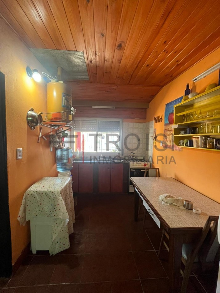 V24 - Chalet 4 ambientes - Calle 6 e/29 y 30