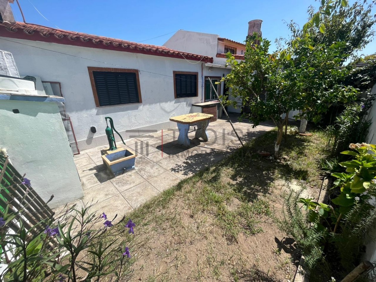 V24 - Chalet 4 ambientes - Calle 6 e/29 y 30