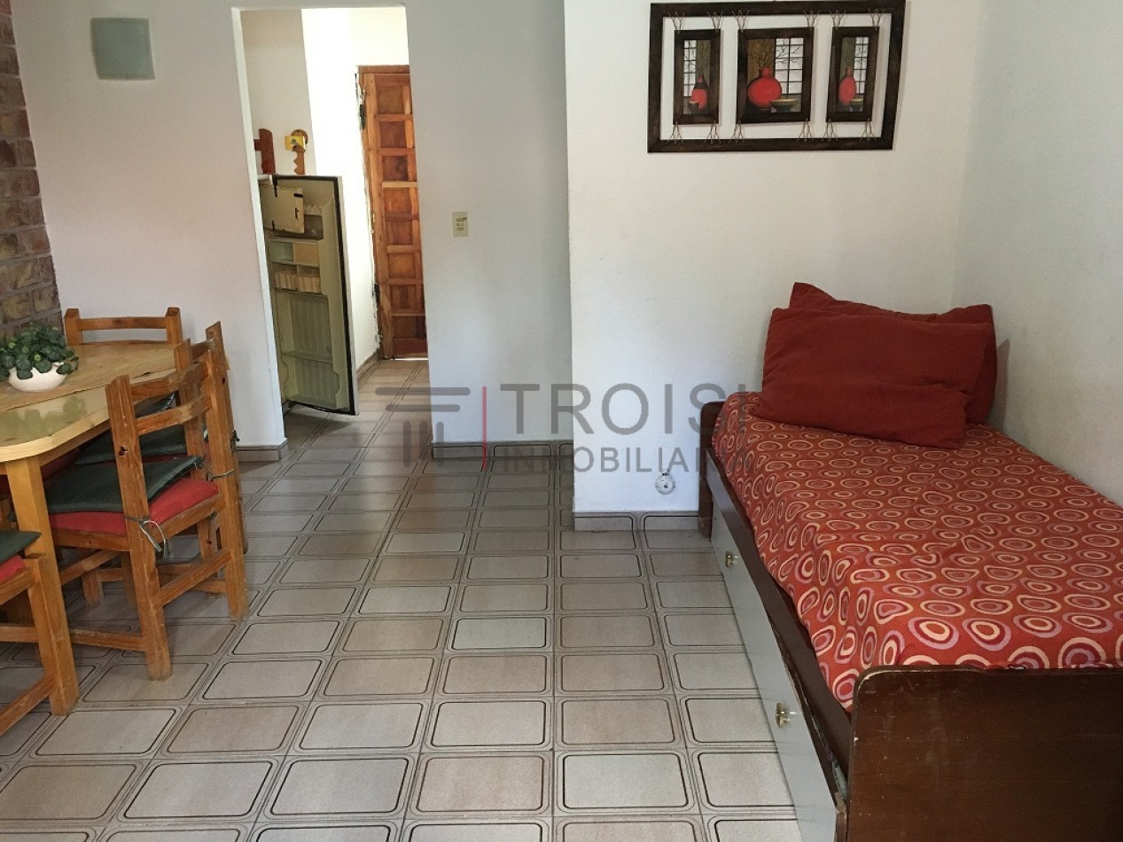 V32 - Chalet 3 ambientes - Calle 5 e/42 y 43